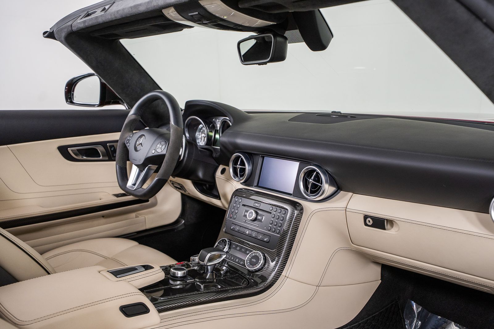 2012 Mercedes-Benz SLS AMG® — full photo 26 of 58