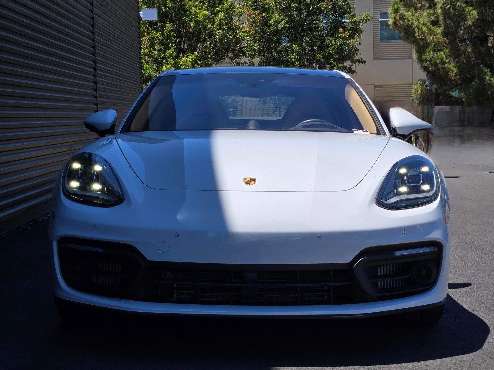 2023 Porsche Panamera 4 Platinum Edition — foto completa 10 de 27