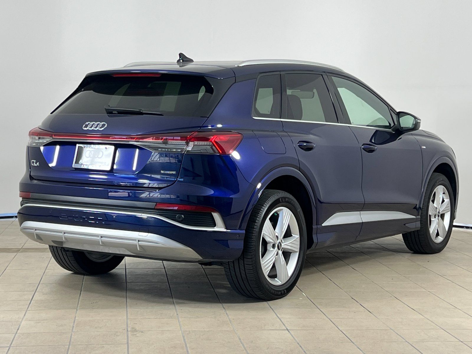 2023 Audi Q4 e-tron Premium Plus — full photo 6 of 29