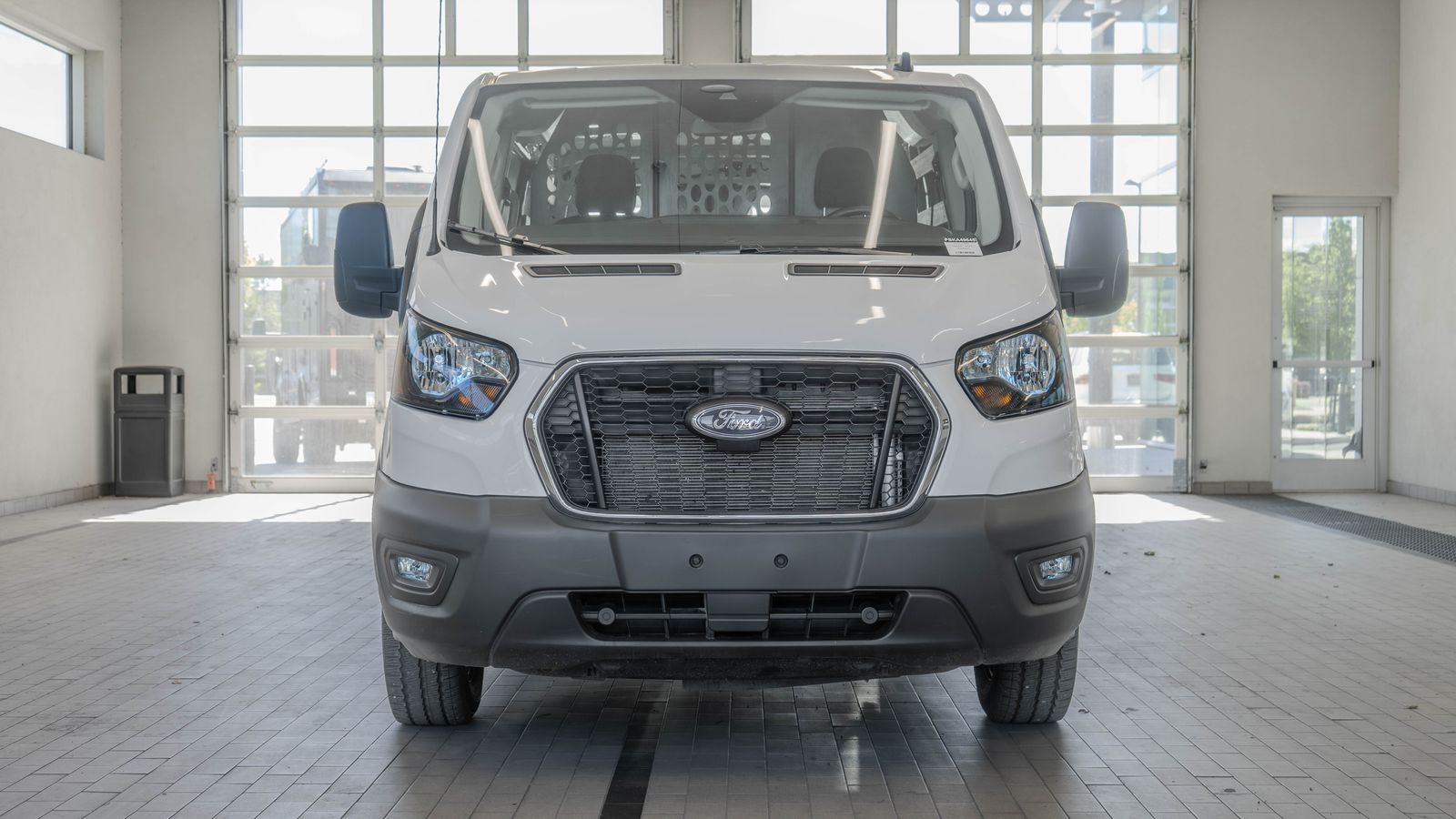 2025 Ford Transit-250 Base — full photo 10 of 31