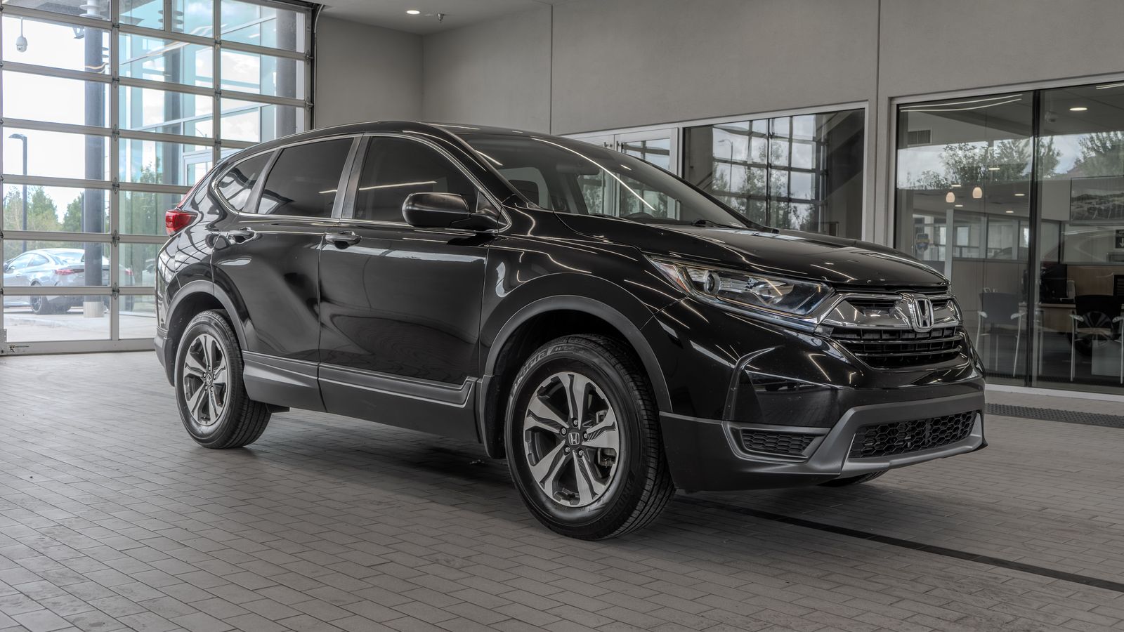 2019 Honda CR-V LX — foto completa 12 de 33