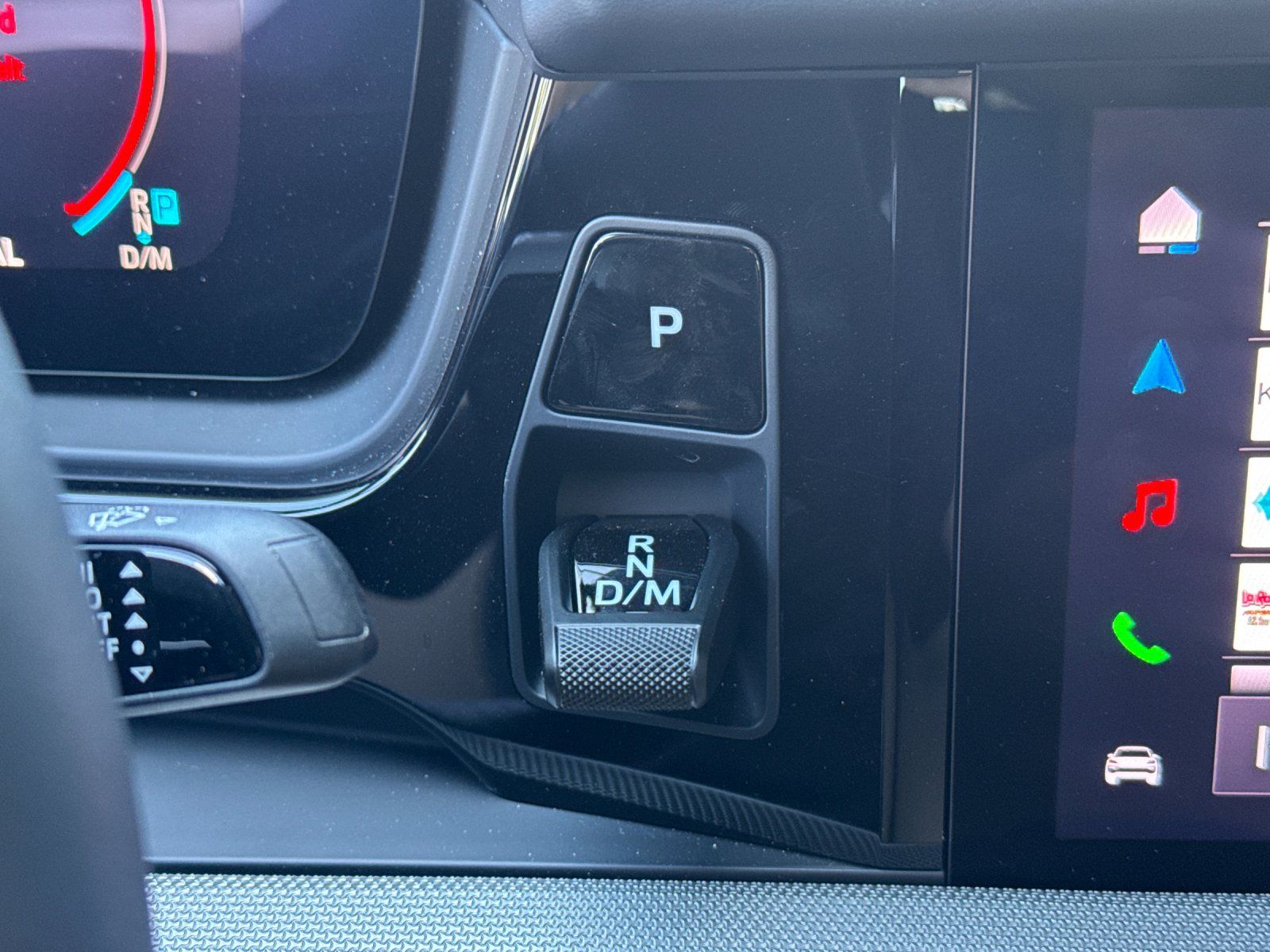 2026 Porsche Cayenne Coupe Base — full photo 22 of 30