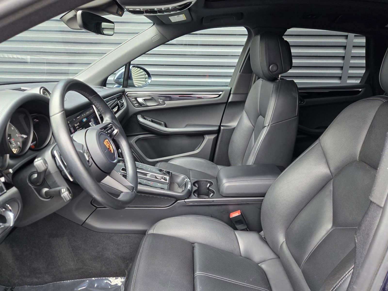 2022 Porsche Macan S — foto completa 26 de 45