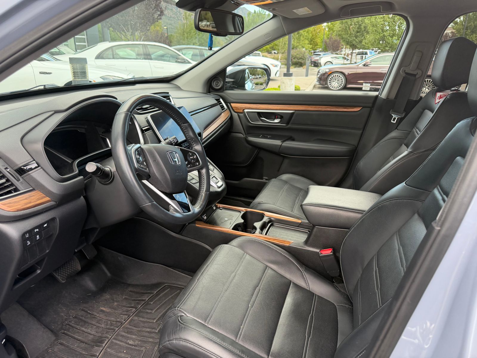 2021 Honda CR-V Hybrid Touring — full photo 4 of 7