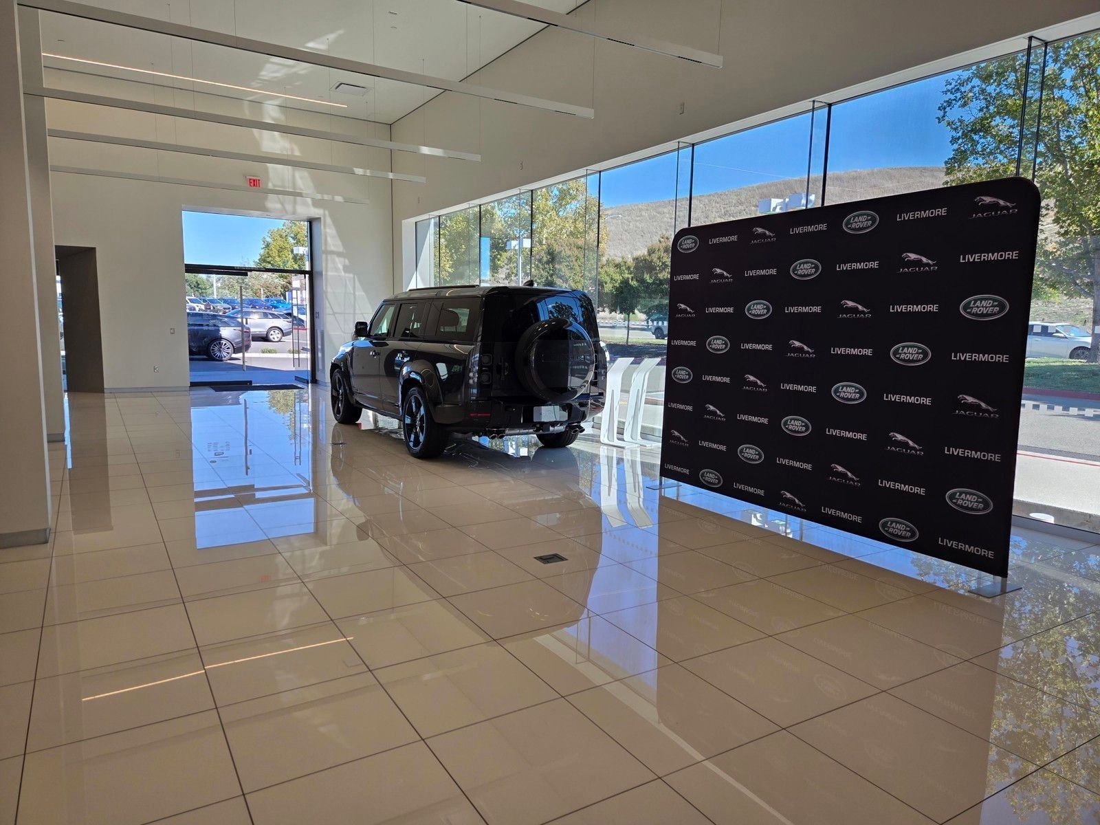 2023 Ford Bronco Badlands — full photo 44 of 45