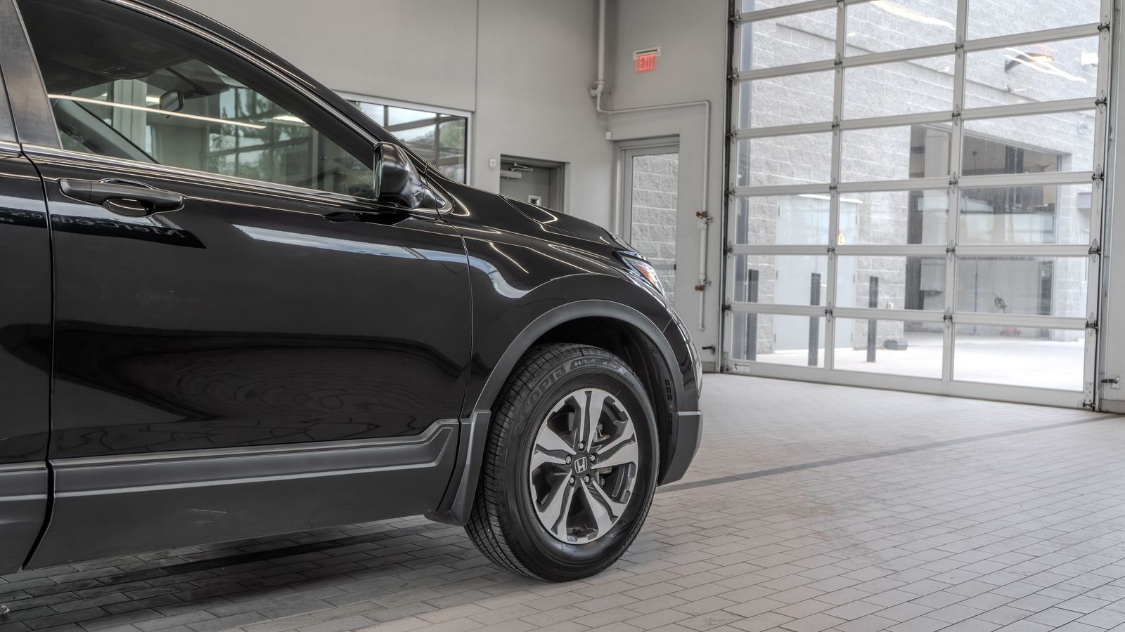 2019 Honda CR-V LX — foto completa 30 de 33