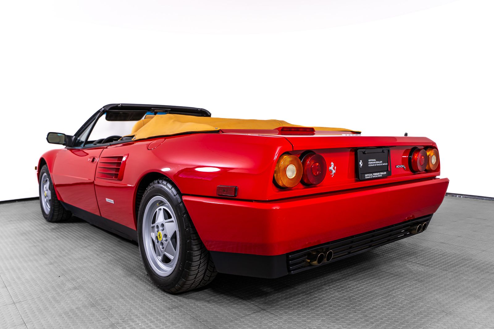 1992 Ferrari Mondial T — foto completa 3 de 38