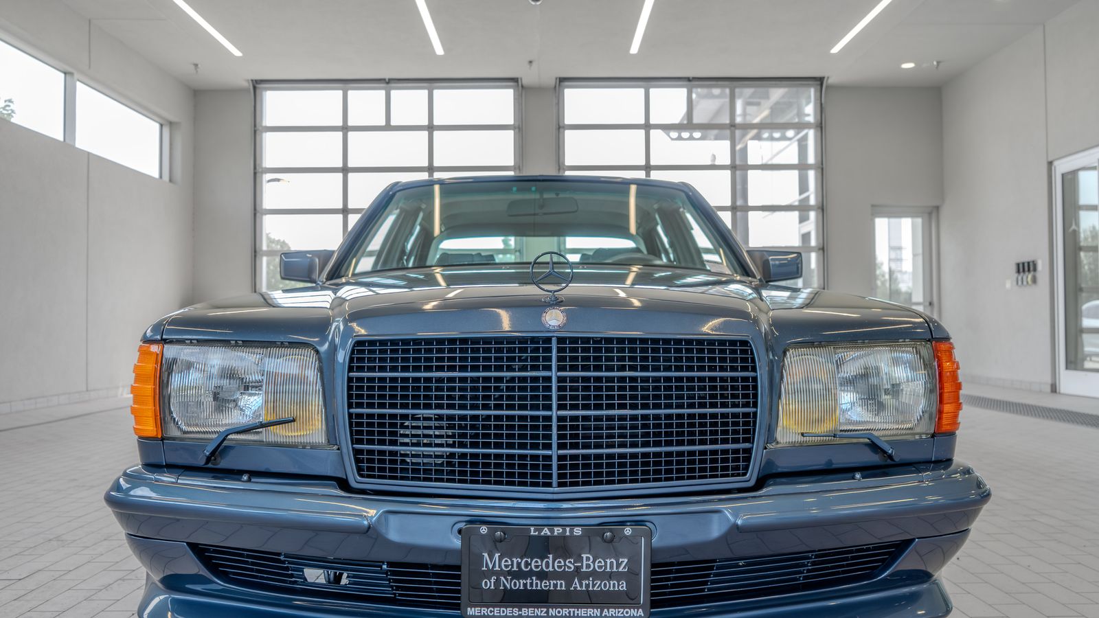 1984 Mercedes 500 SEL — full photo 22 of 46