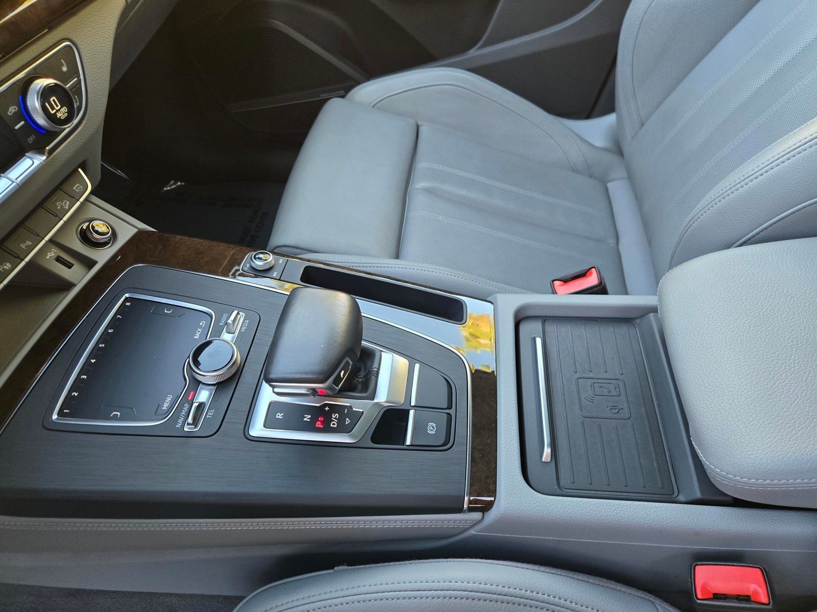 2020 Audi Q5 45 Prestige — foto completa 24 de 28