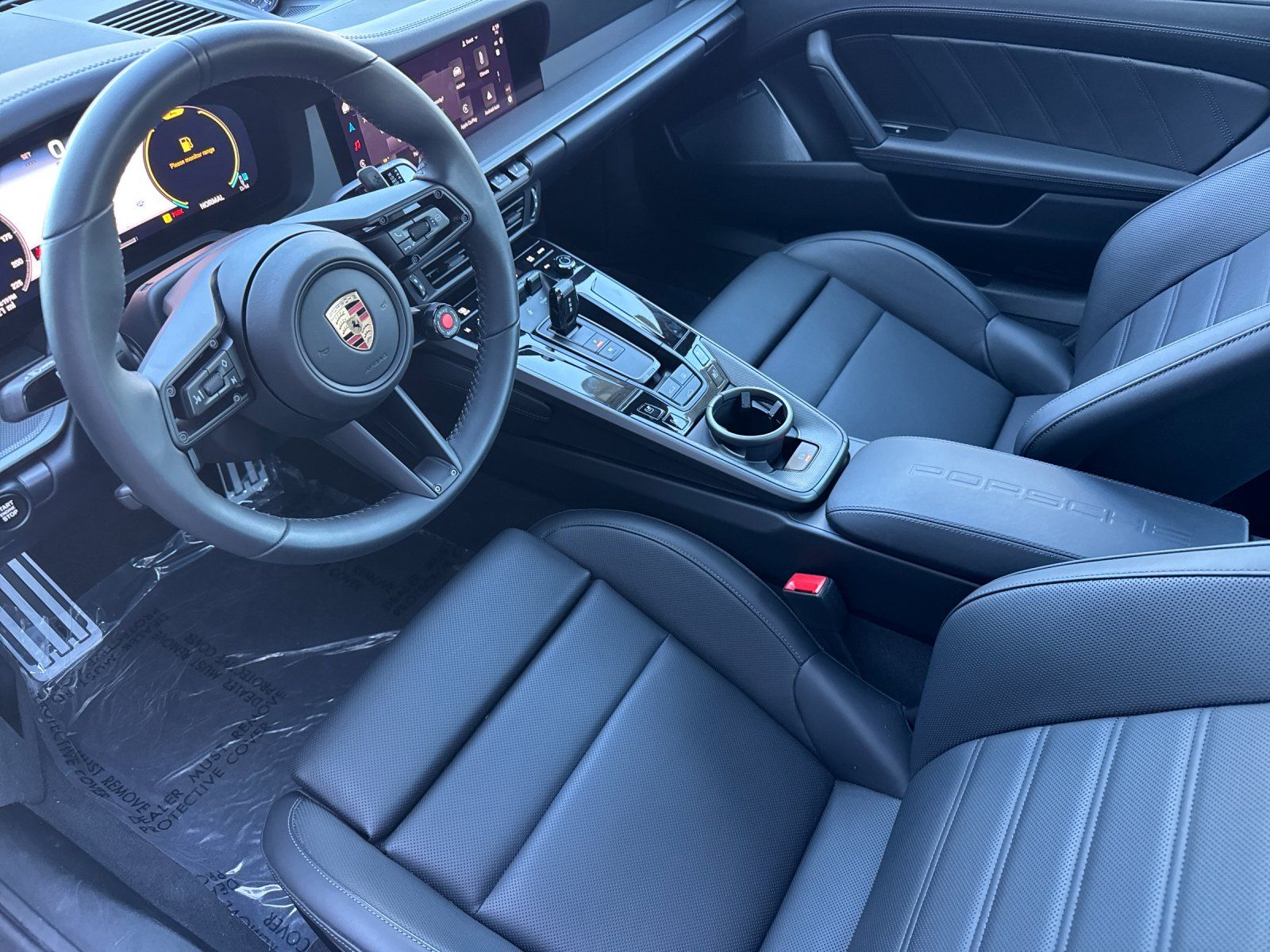 2025 Porsche 911 Carrera S — full photo 3 of 28