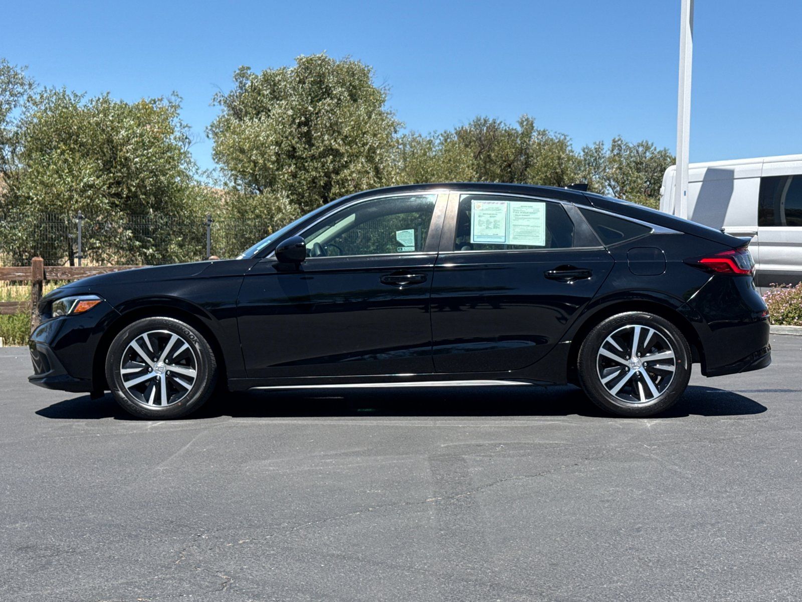 2023 Honda Civic LX — foto completa 3 de 27