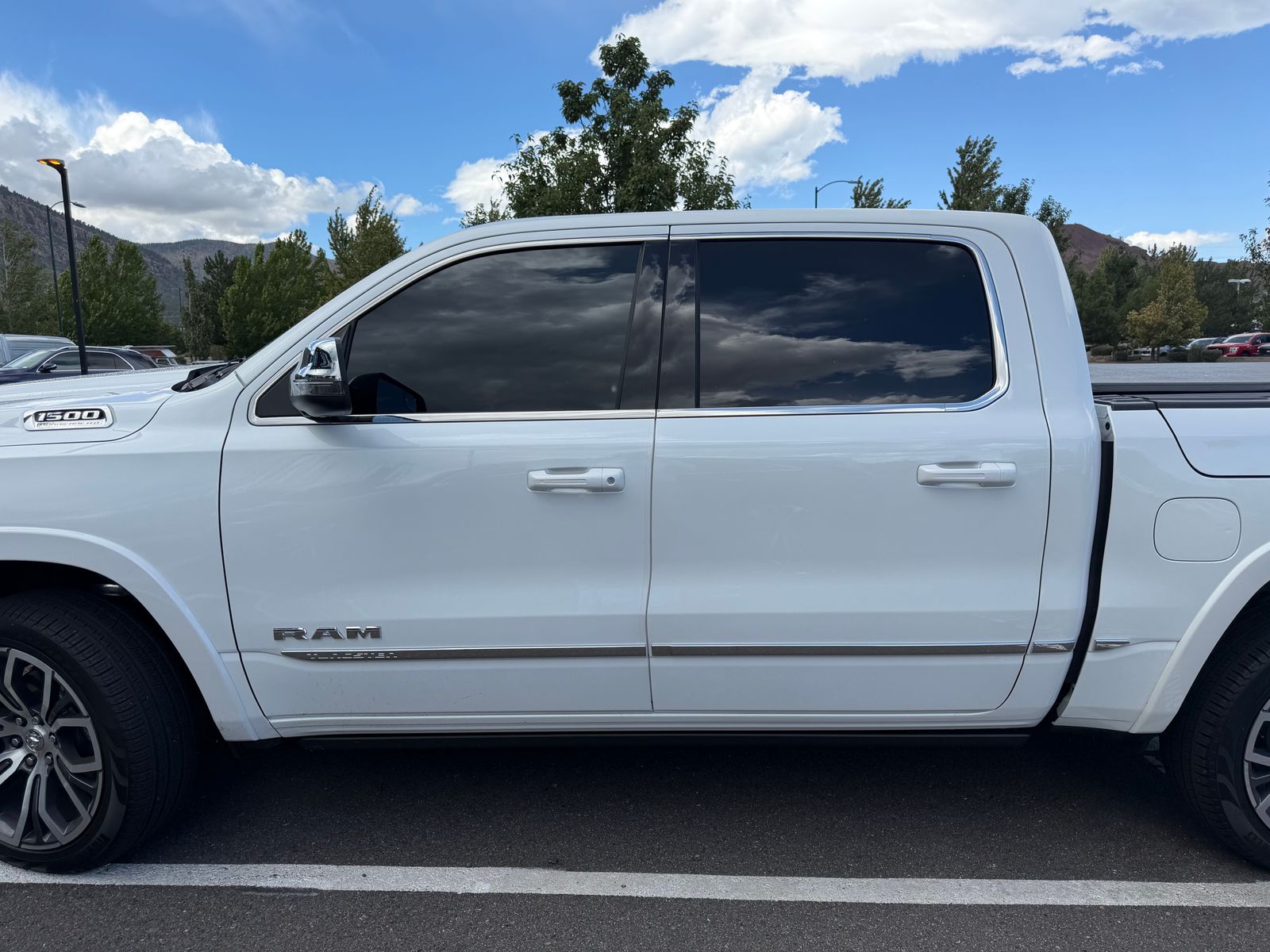 2026 Ram 1500 Tungsten — foto completa 1 de 8