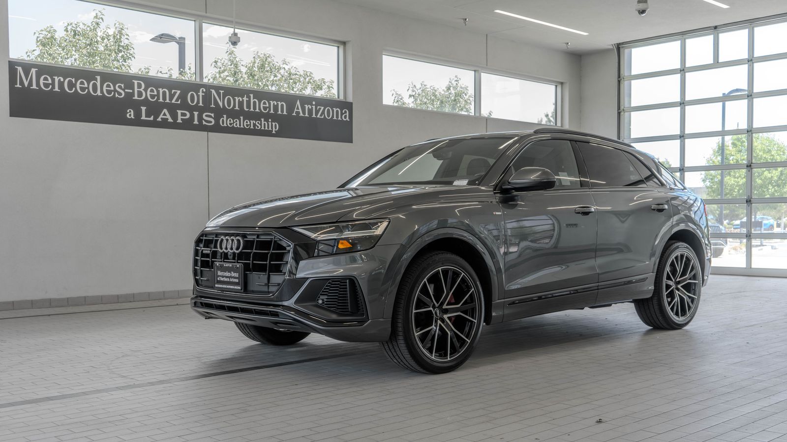 2020 Audi Q8 55 Premium Plus — full photo 3 of 34