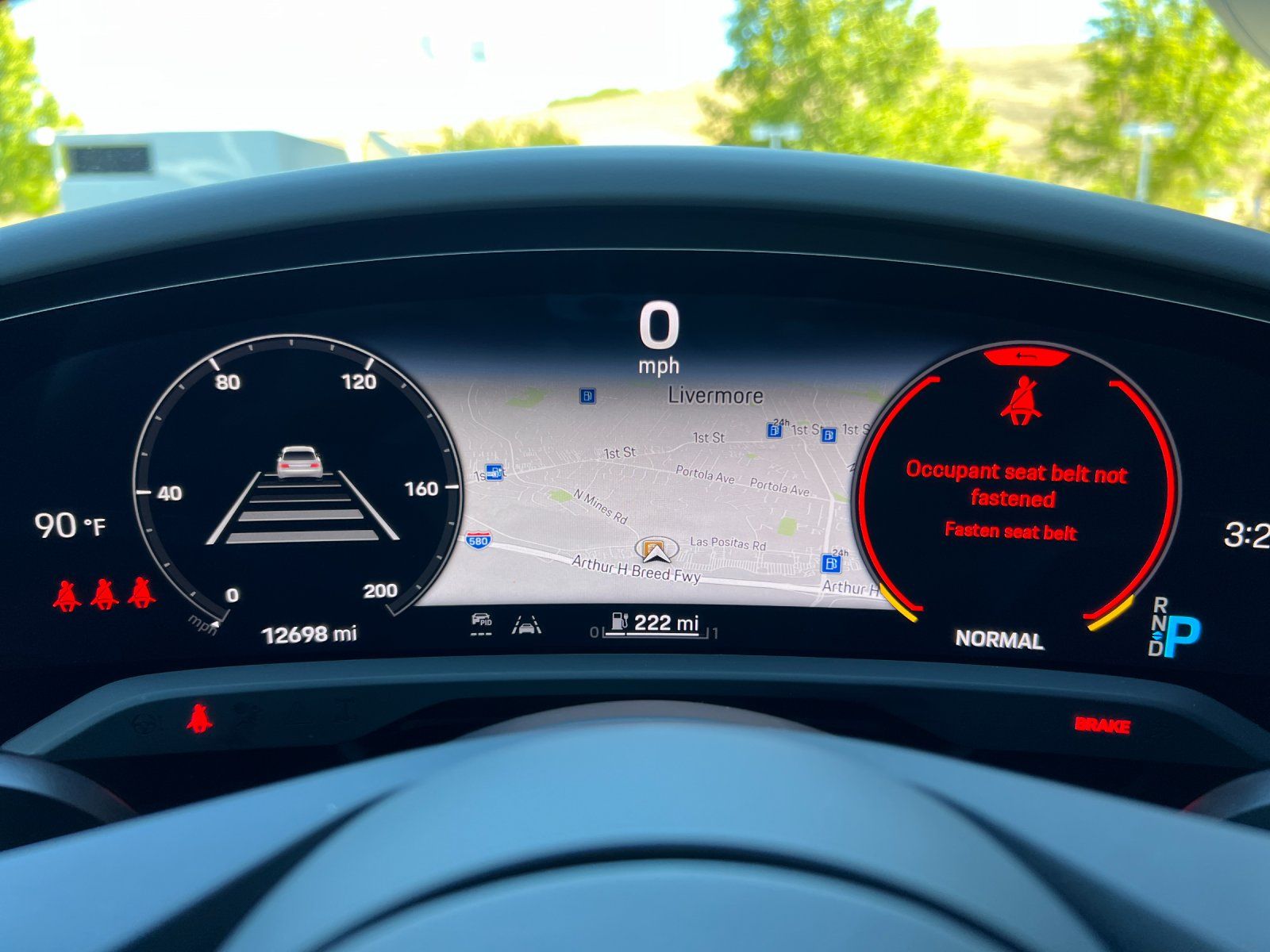 2024 Porsche Taycan 4S — foto completa 25 de 29