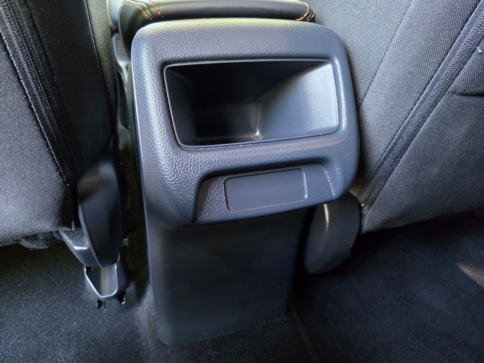 2026 Honda HR-V Sport — full photo 12 of 28