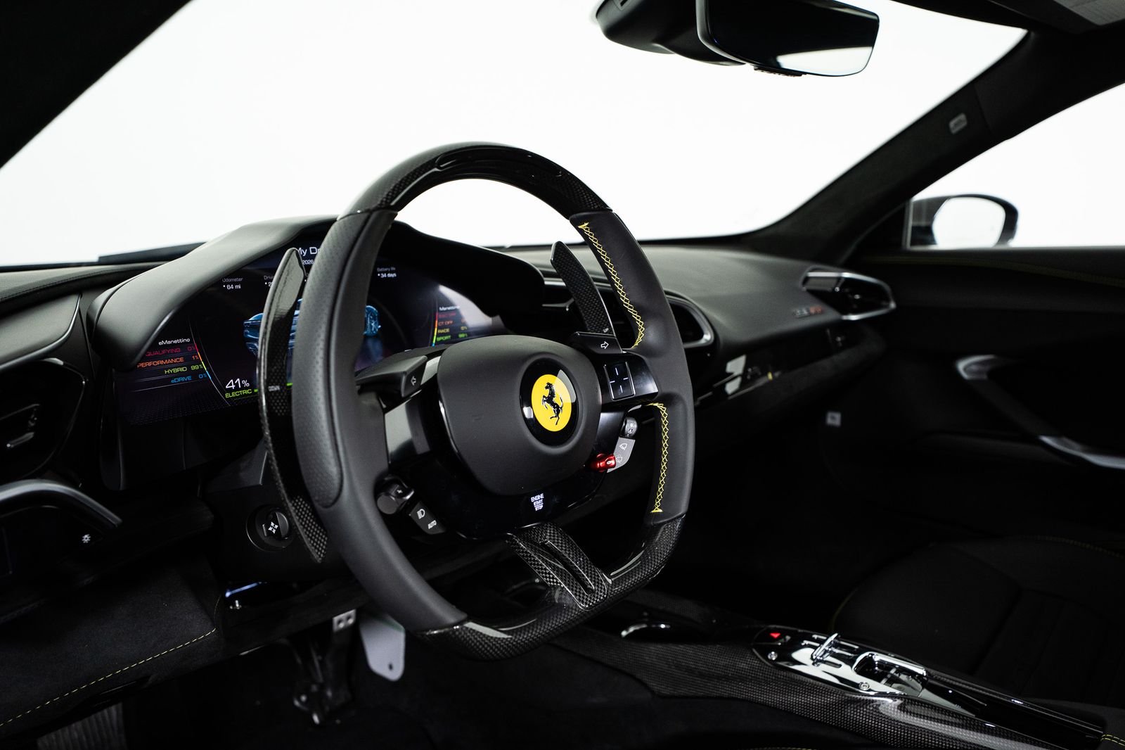 2024 Ferrari 296 GTB — foto completa 17 de 41