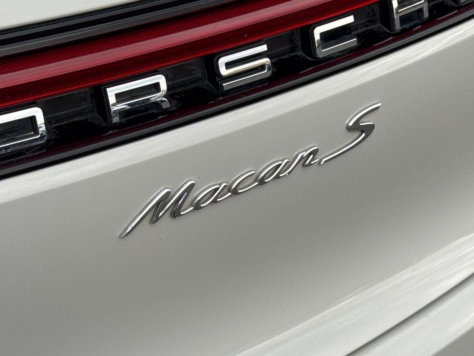 2019 Porsche Macan S — foto completa 26 de 27