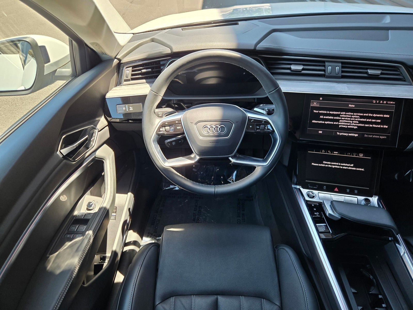 2024 Audi Q8 e-tron Prestige — foto completa 13 de 45