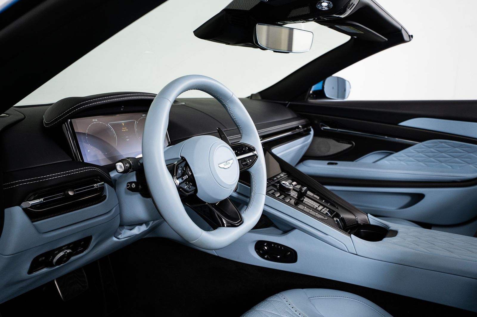 2024 Aston Martin DB12 Volante — full photo 37 of 55