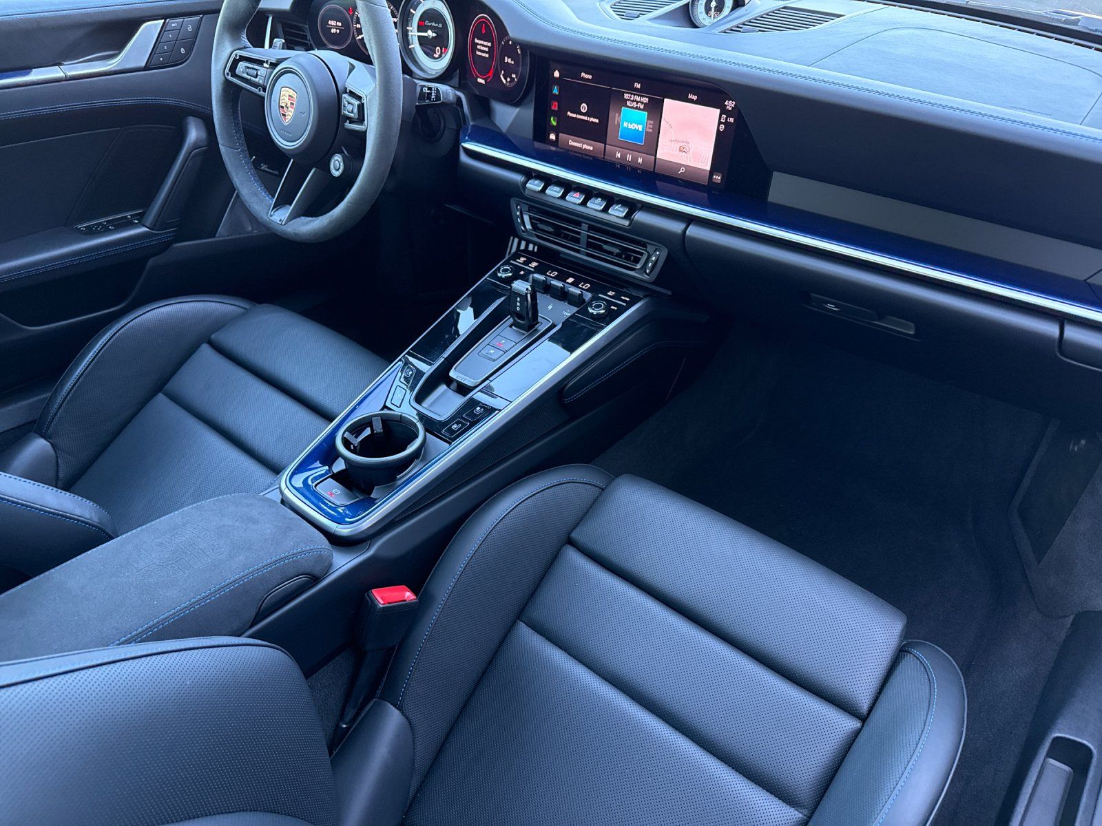 2025 Porsche 911 Turbo S — full photo 15 of 28