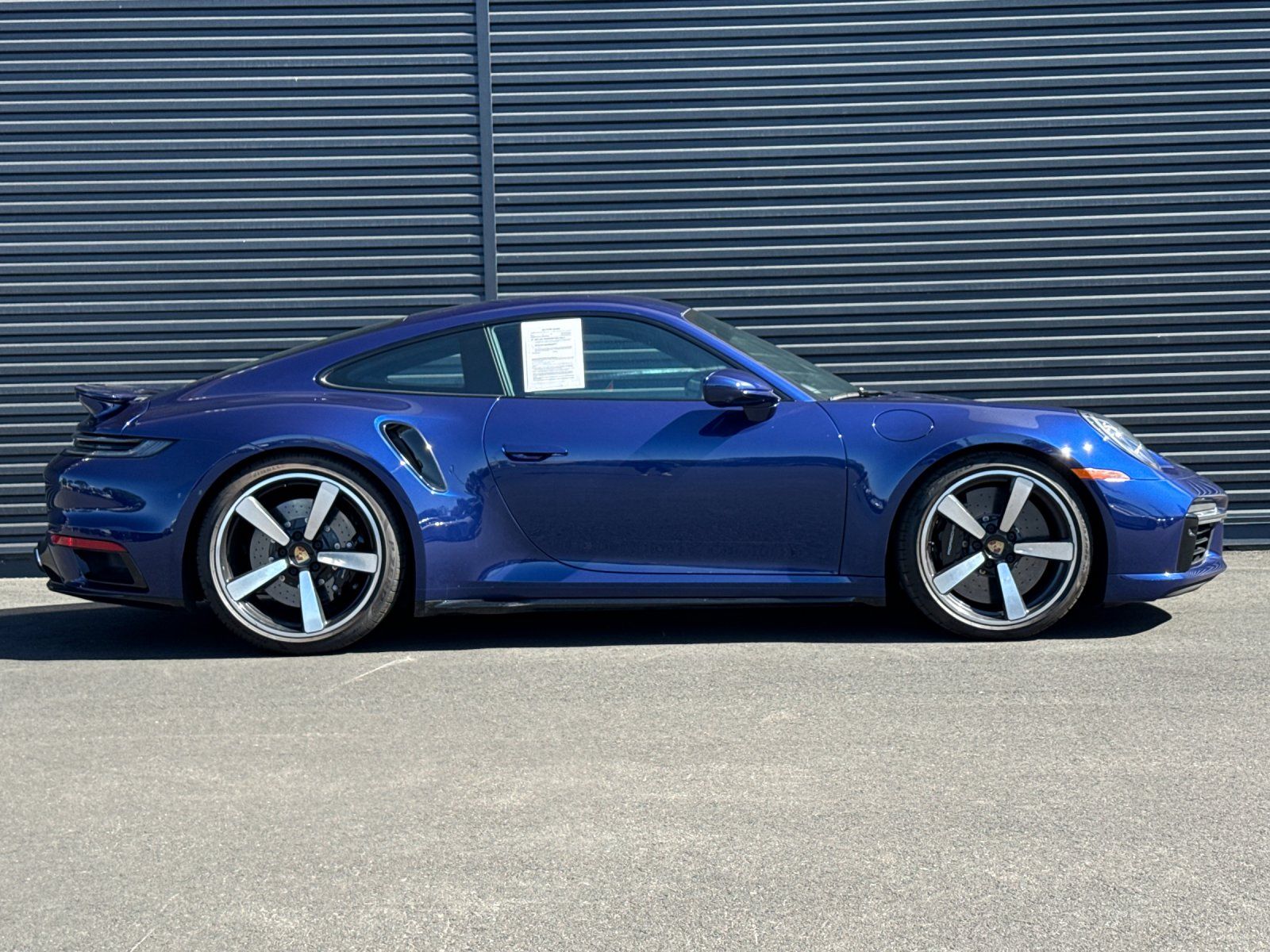 2025 Porsche 911 Turbo S — full photo 9 of 28
