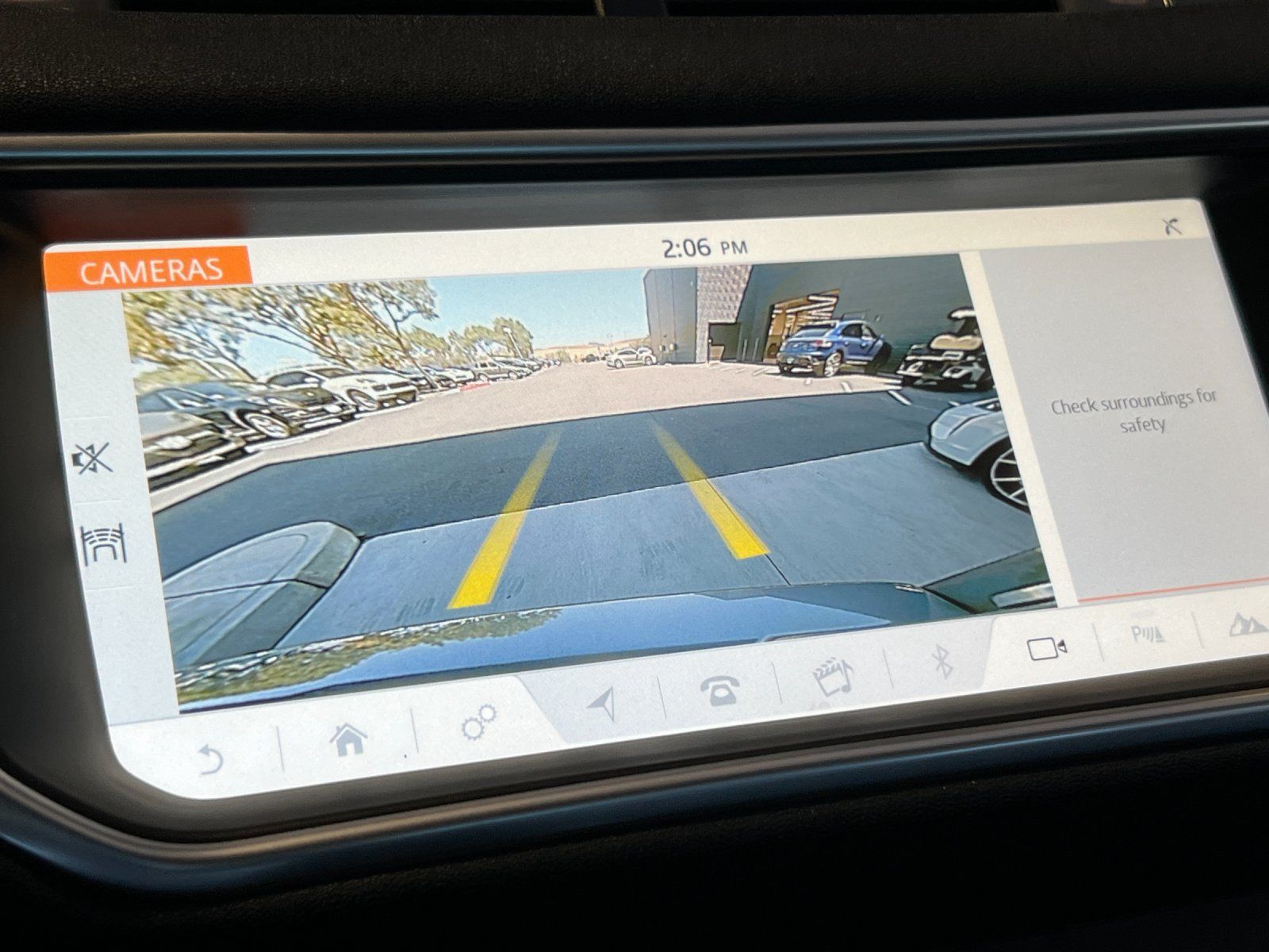 2018 Land Rover Range Rover Evoque Landmark Edition — full photo 19 of 28