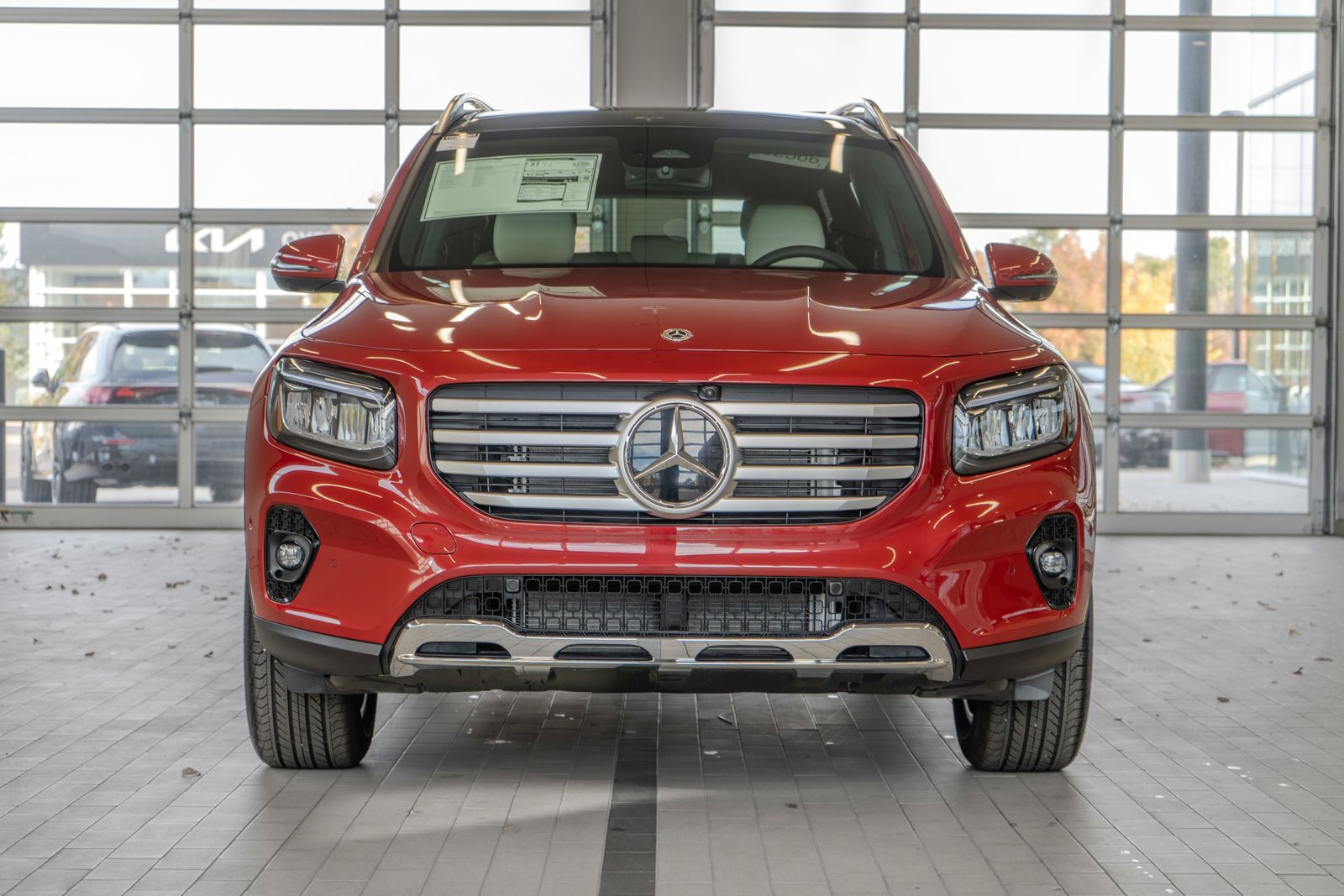 2026 Mercedes-Benz GLB GLB 250 — foto completa 11 de 36