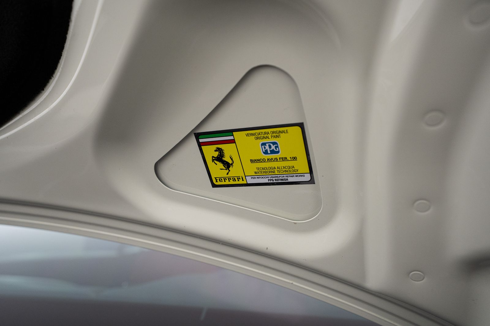 2025 Ferrari Roma Spider — full photo 42 of 51