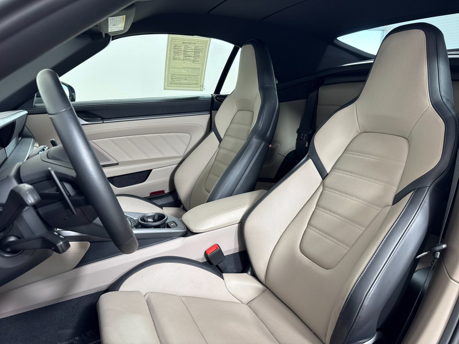 2025 Porsche 911 Carrera S — full photo 5 of 29