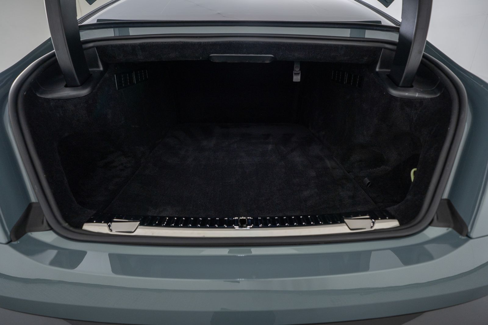 2024 Rolls-Royce Spectre — full photo 20 of 54