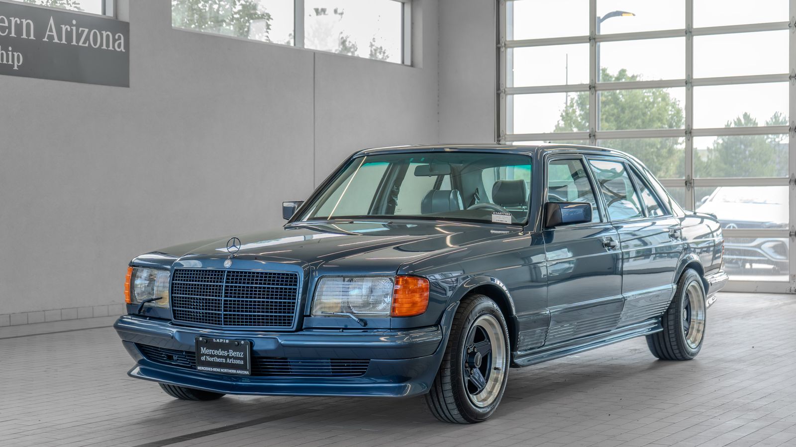 1984 Mercedes 500 SEL — full photo 24 of 46