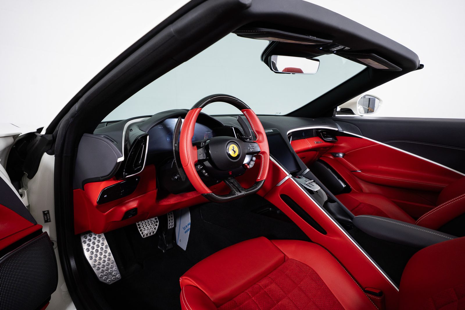 2025 Ferrari Roma Spider — foto completa 19 de 51