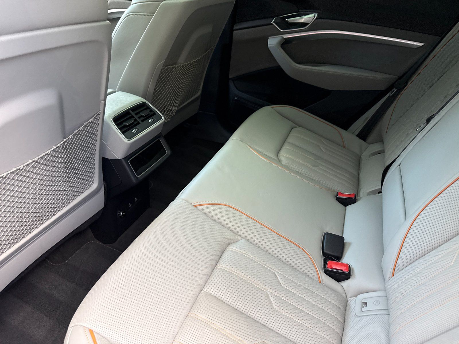 2024 Audi Q8 e-tron Prestige — full photo 12 of 29