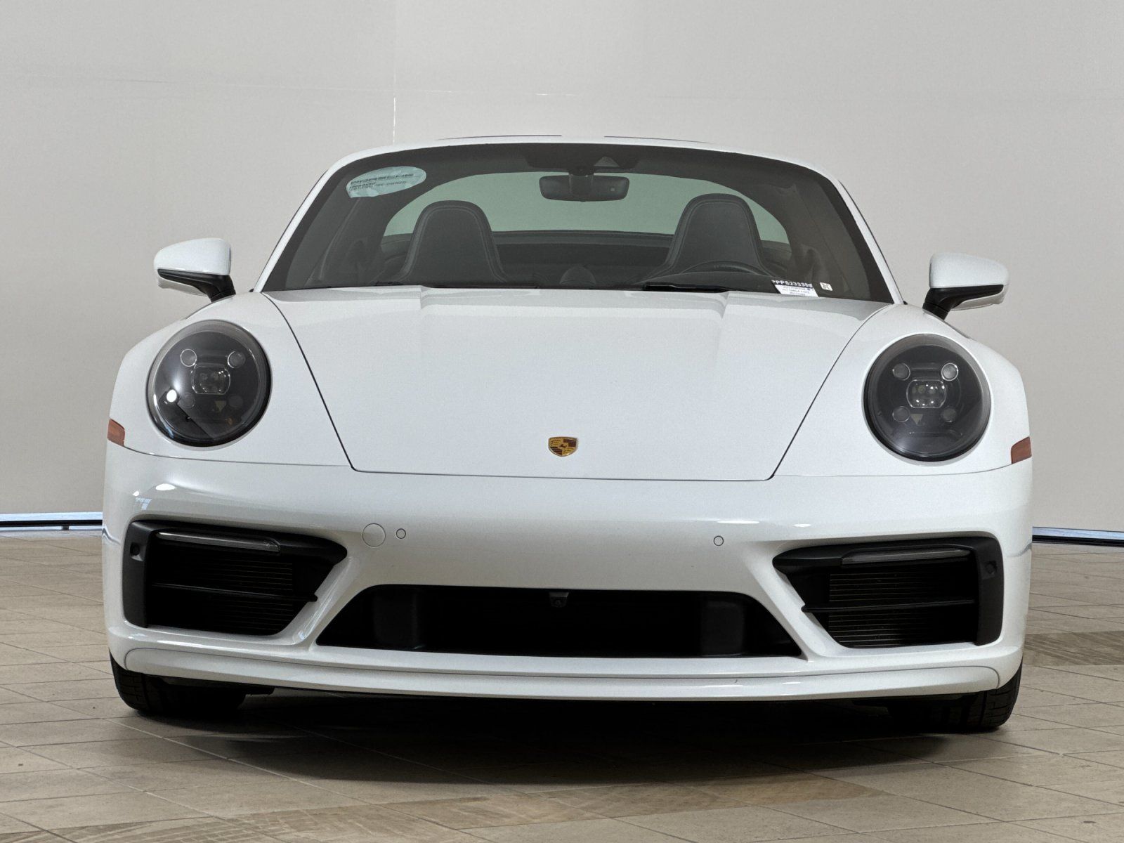 2023 Porsche 911 Targa 4 GTS — full photo 11 of 29