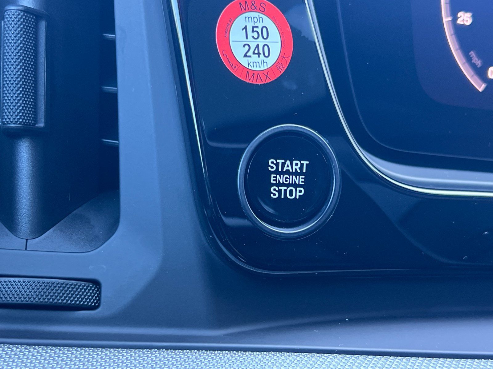 2026 Porsche Cayenne Coupe Base — full photo 23 of 30