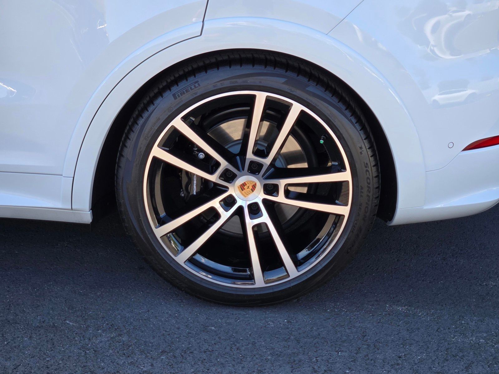 2026 Porsche Cayenne GTS — foto completa 11 de 27