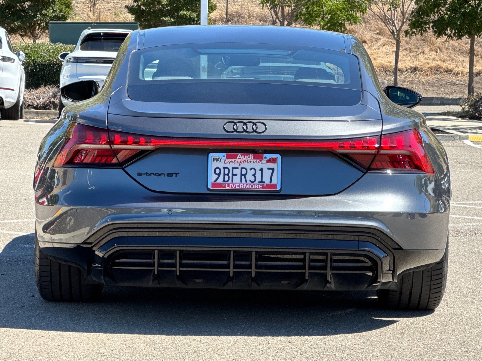 2022 Audi e-tron GT Premium Plus — foto completa 4 de 27