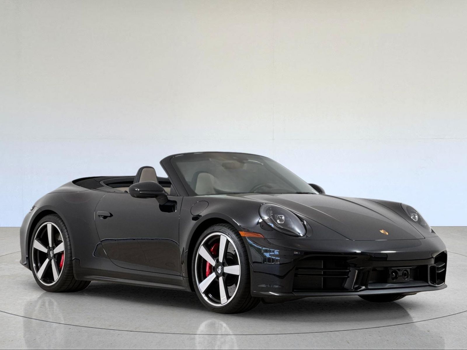 2025 Porsche 911 Carrera S — full photo 10 of 29