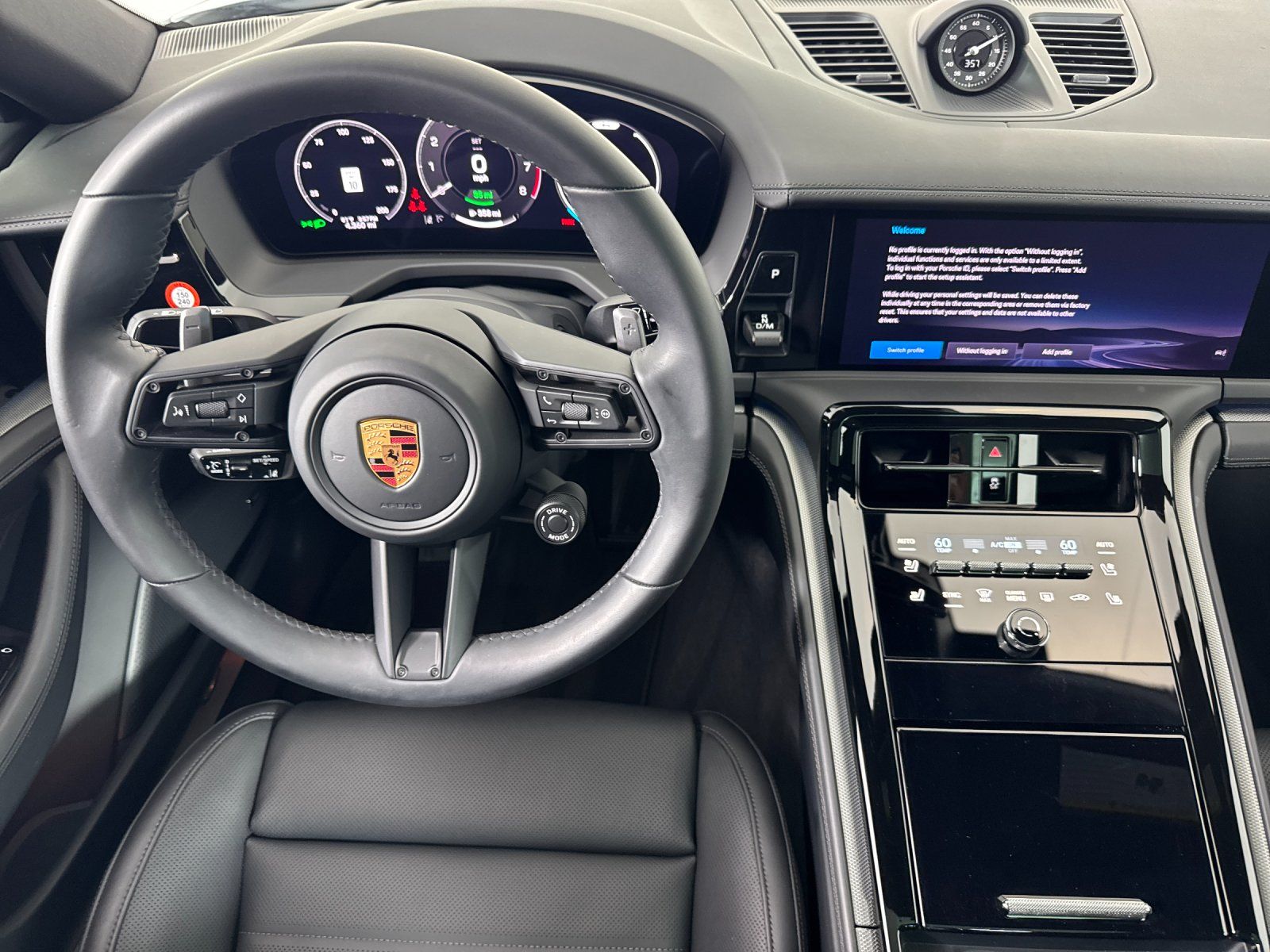 2026 Porsche Panamera E-Hybrid 4 — full photo 14 of 30