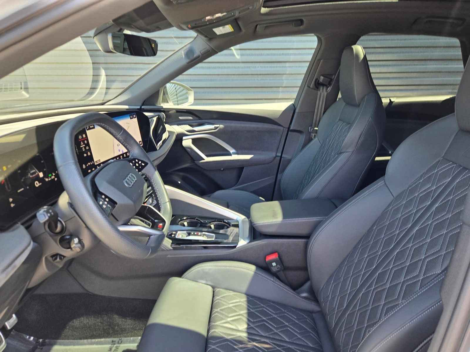 2025 Audi SQ5 3.0T Premium Plus — full photo 26 of 45