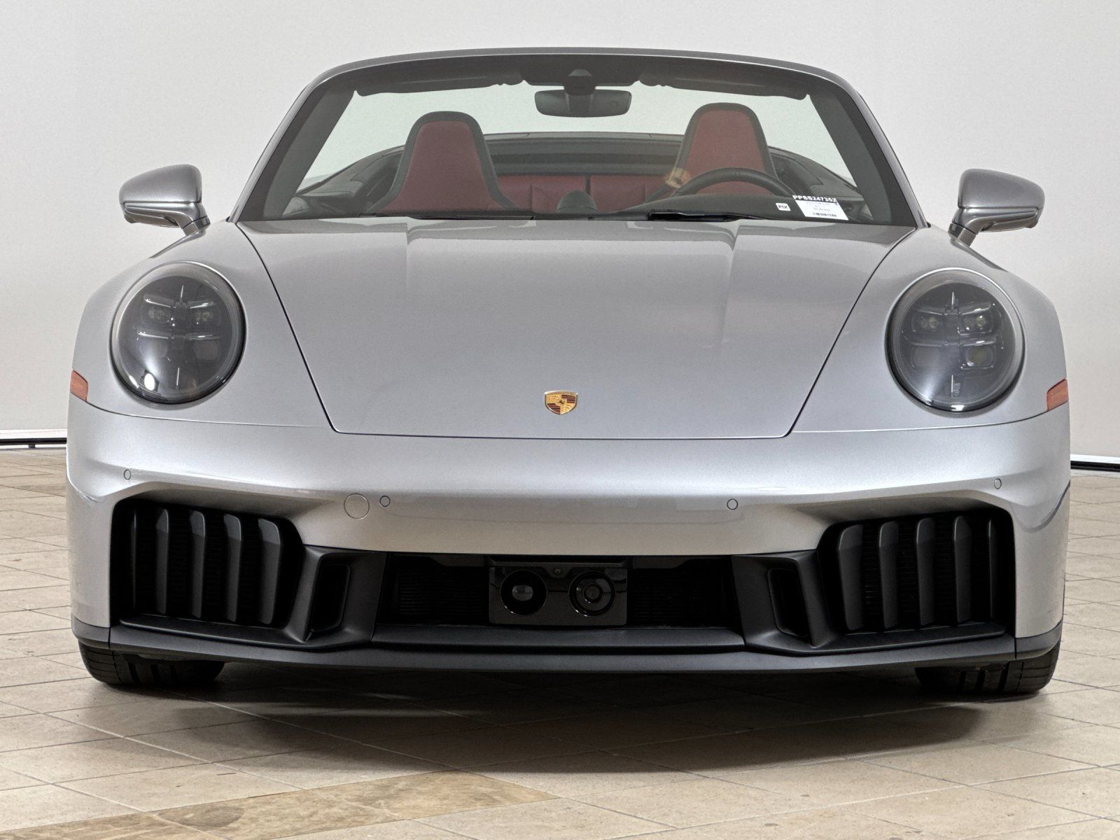 2025 Porsche 911 Carrera 4 GTS — full photo 11 of 28