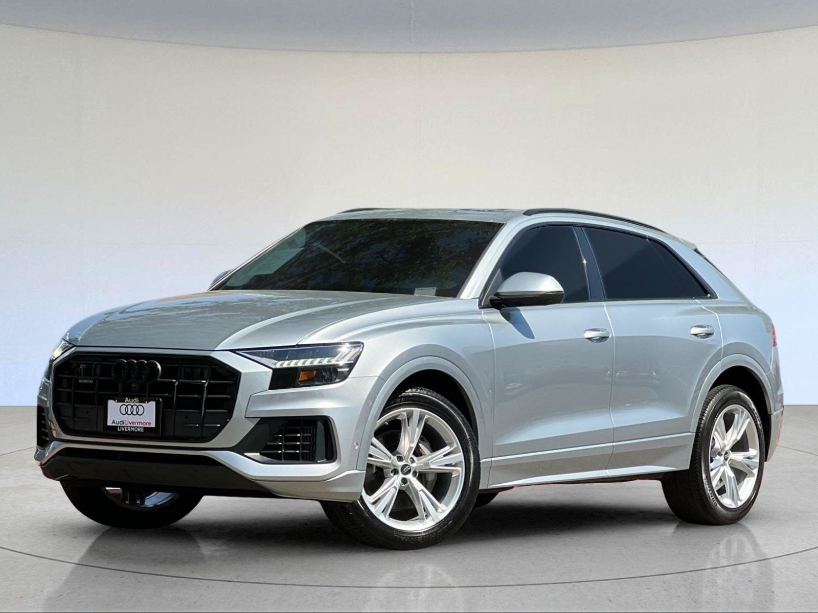 2023 Audi Q8 55 Premium Plus — foto 1 de 28