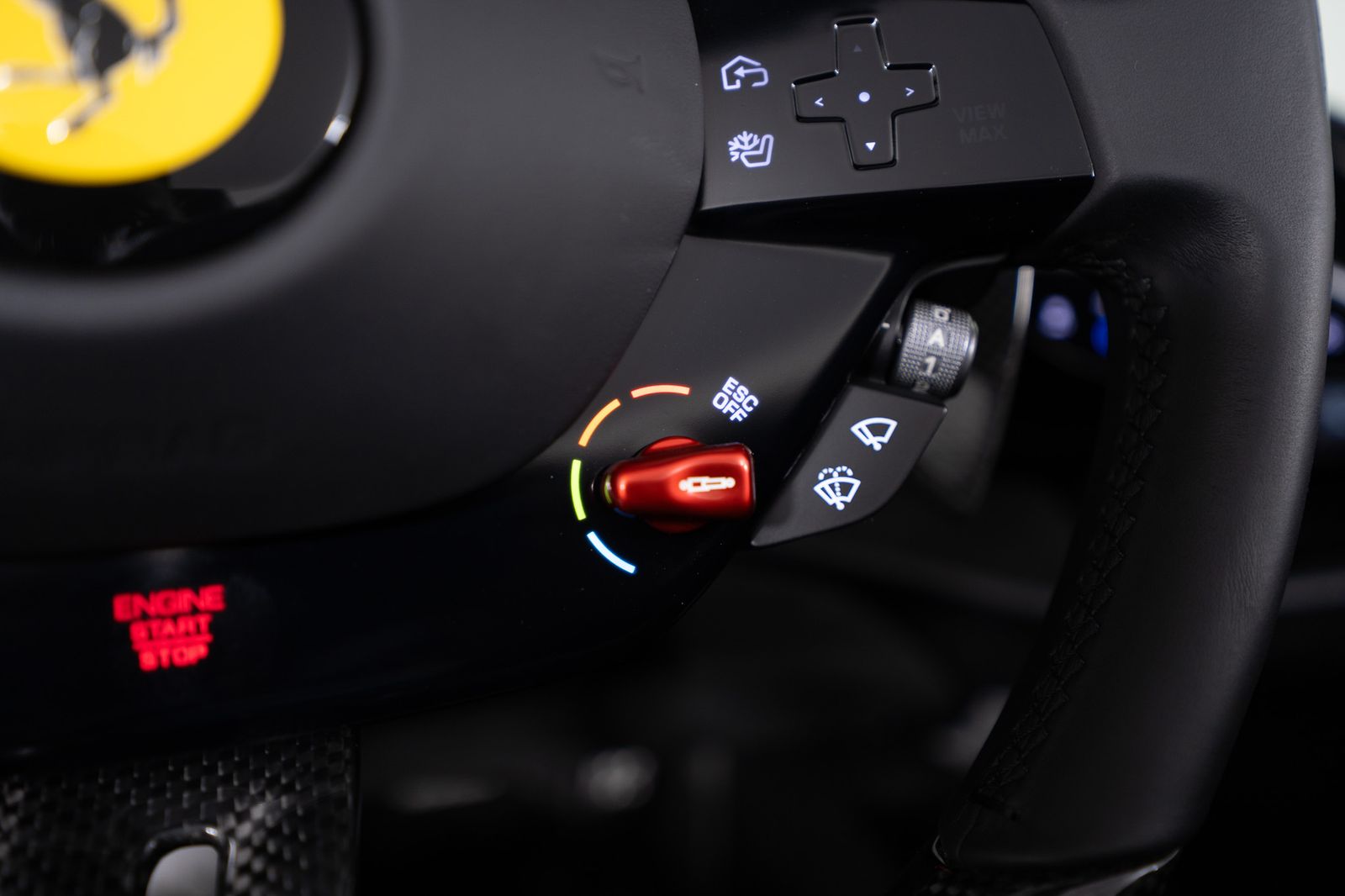 2025 Ferrari SF90 Spider — foto completa 41 de 67