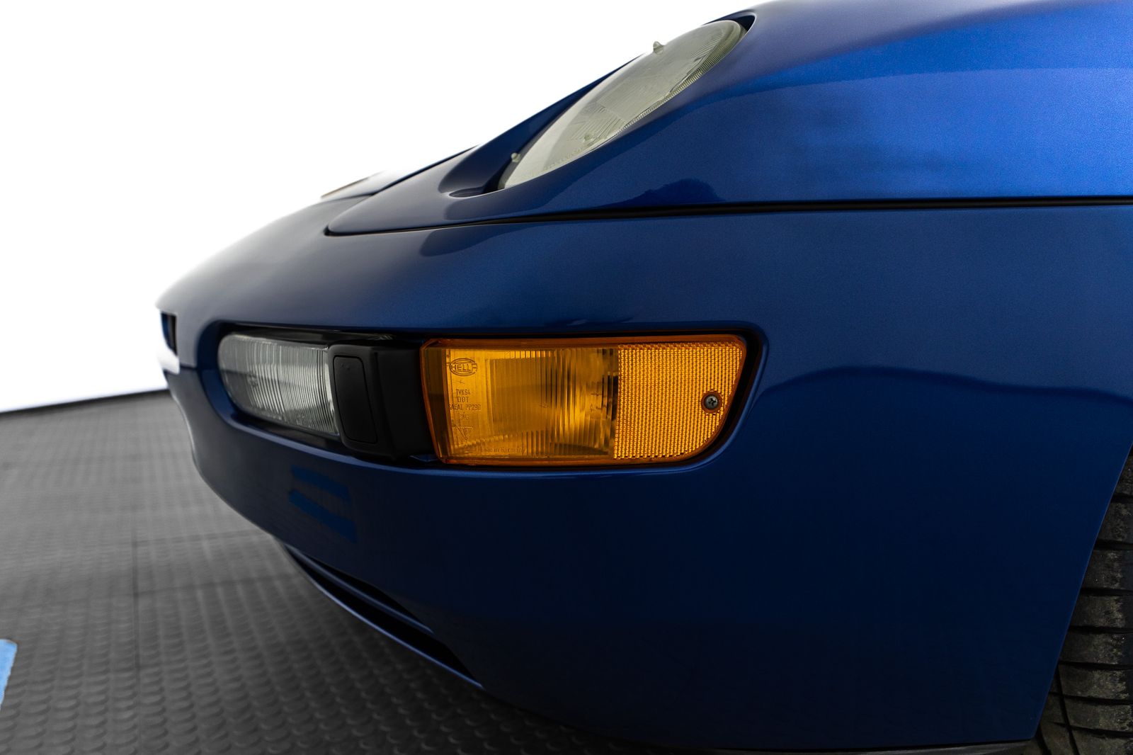 1992 Porsche 968 — full photo 20 of 57