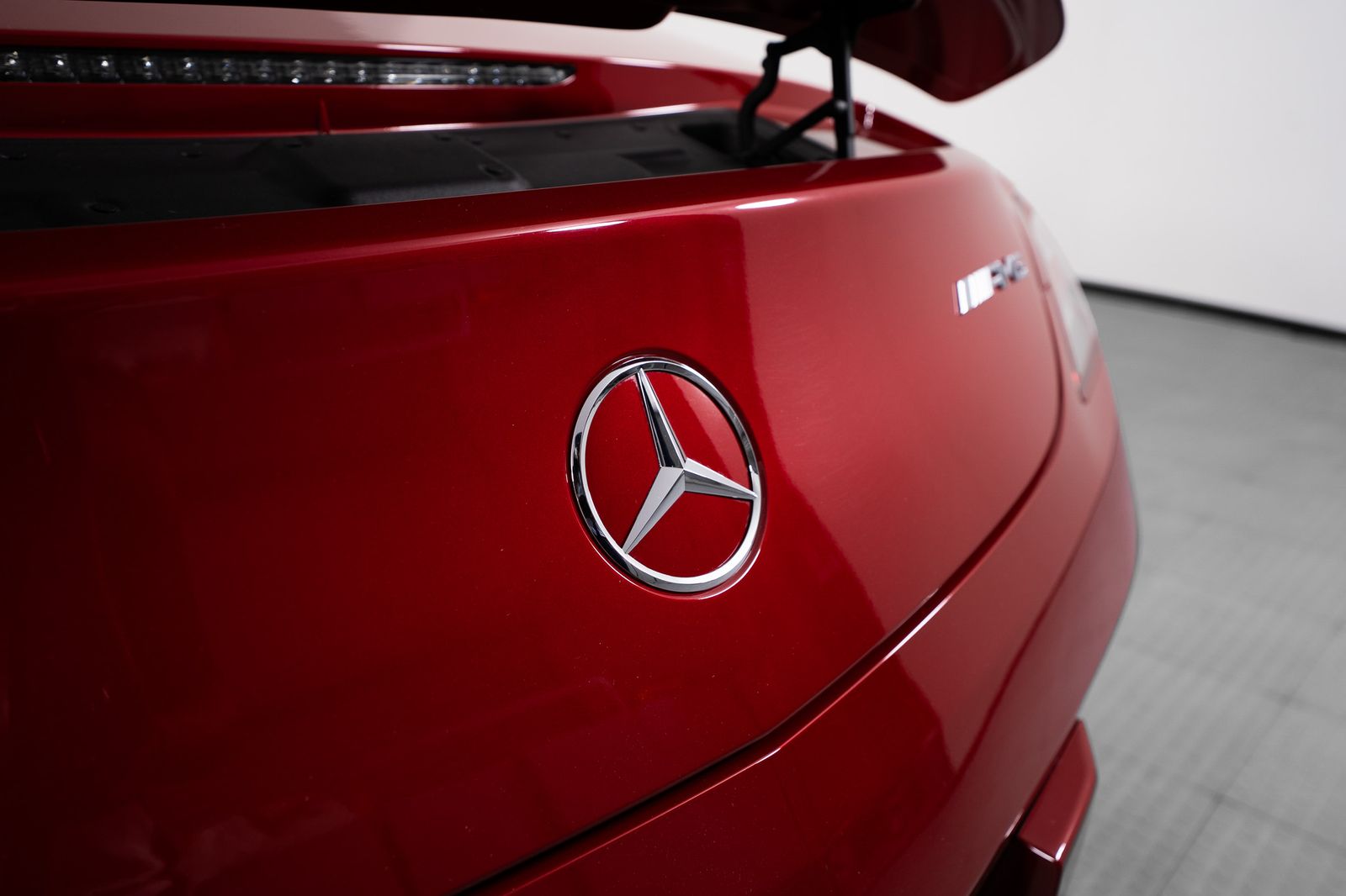 2012 Mercedes-Benz SLS AMG® — full photo 19 of 57