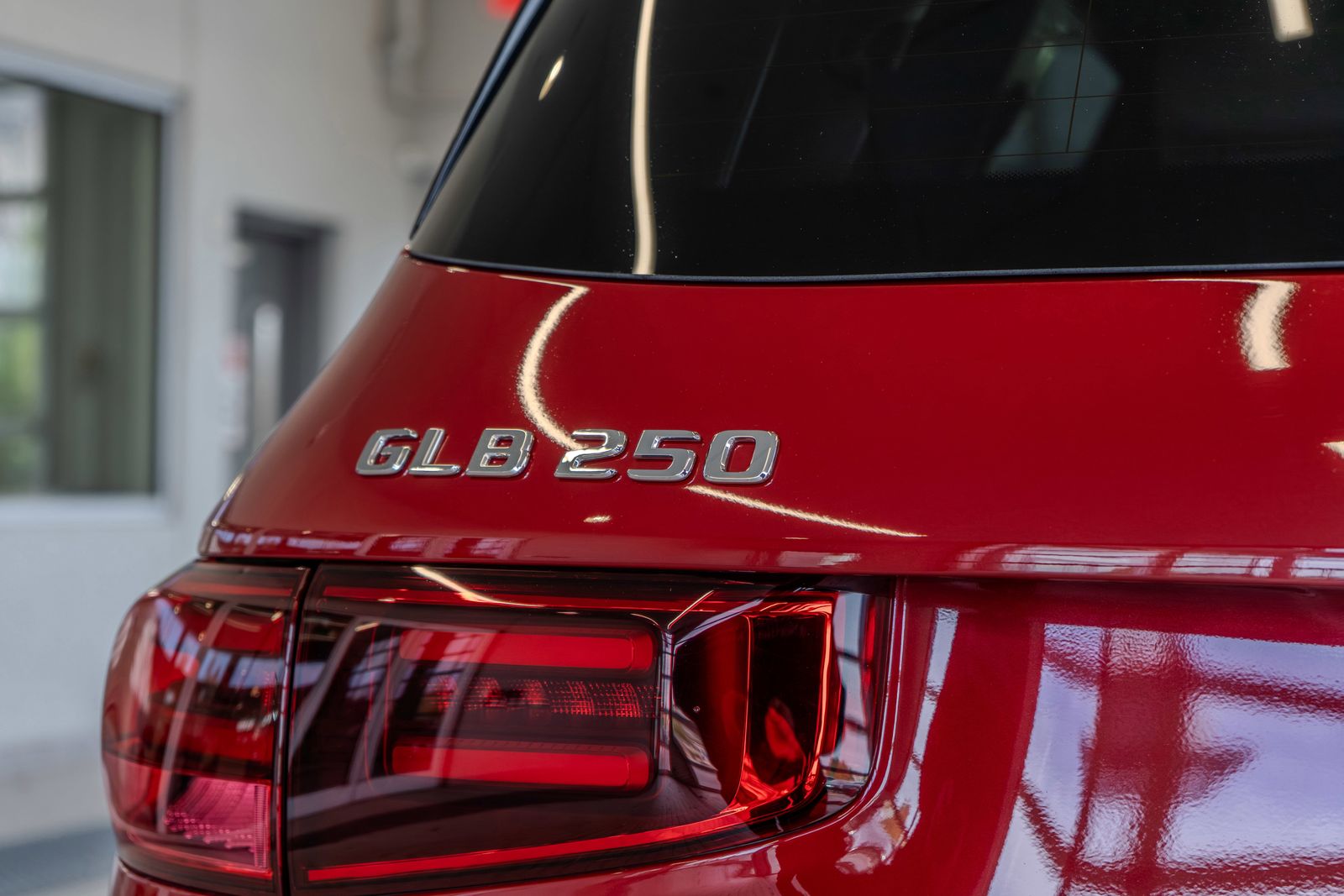 2026 Mercedes-Benz GLB GLB 250 — full photo 22 of 36