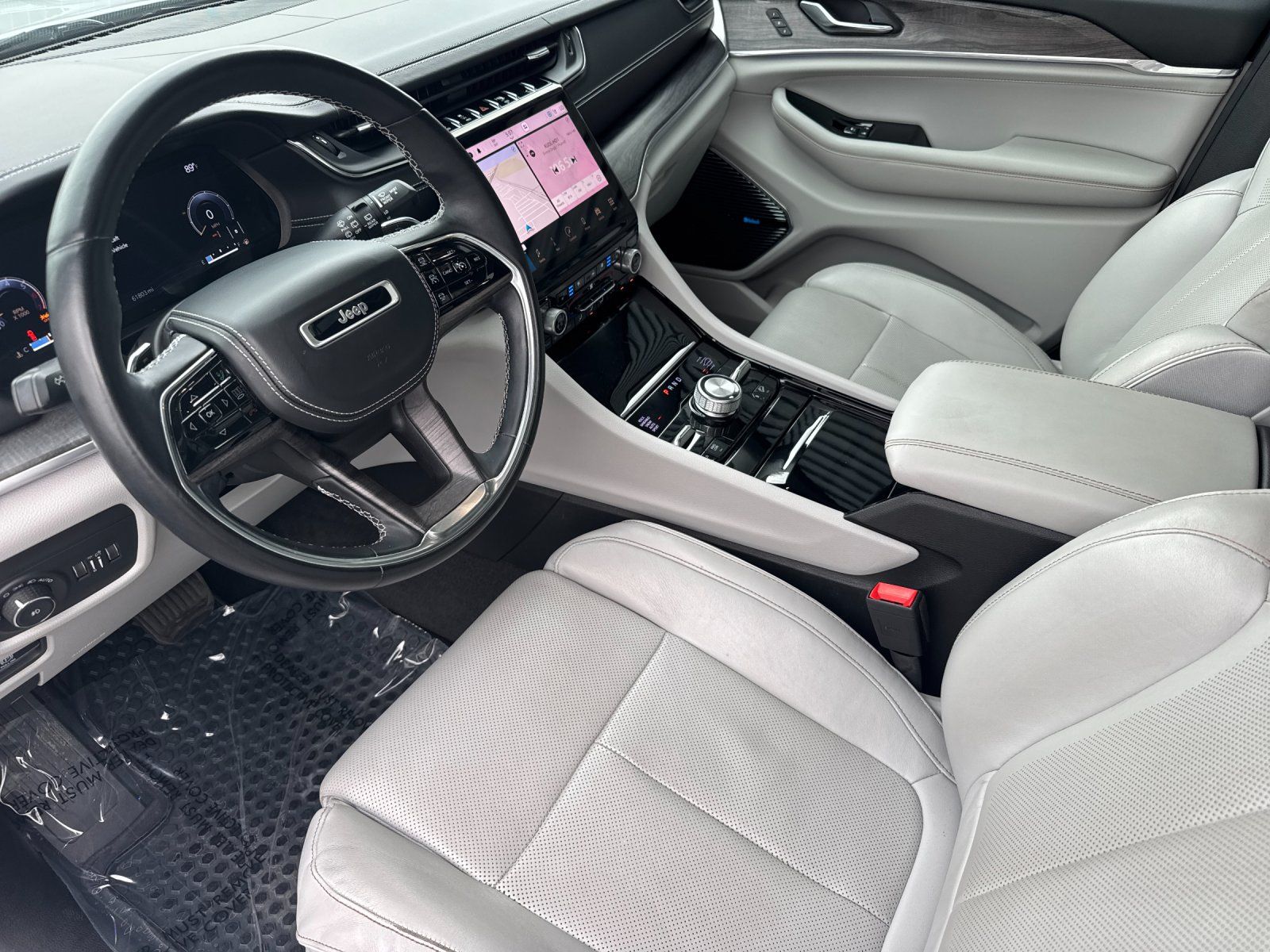 2021 Jeep Grand Cherokee L Overland — foto completa 4 de 30