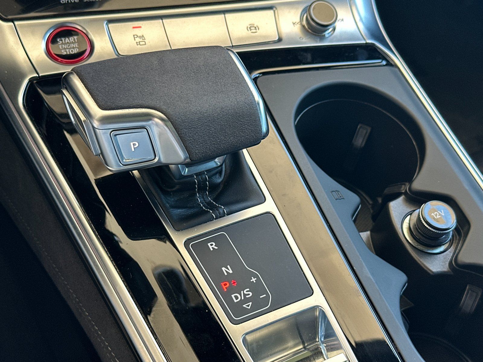 2022 Audi RS 6 4.2 — full photo 22 of 29