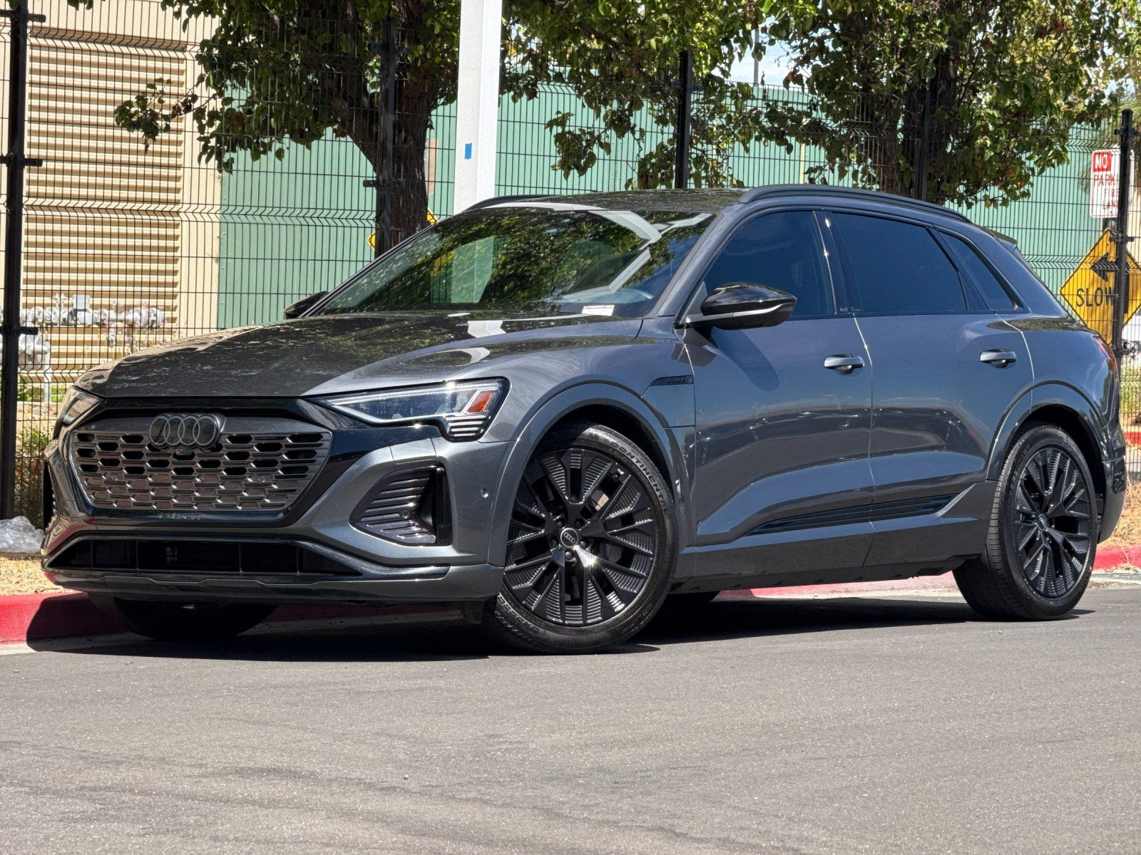2024 Audi Q8 e-tron Prestige — full photo 1 of 29