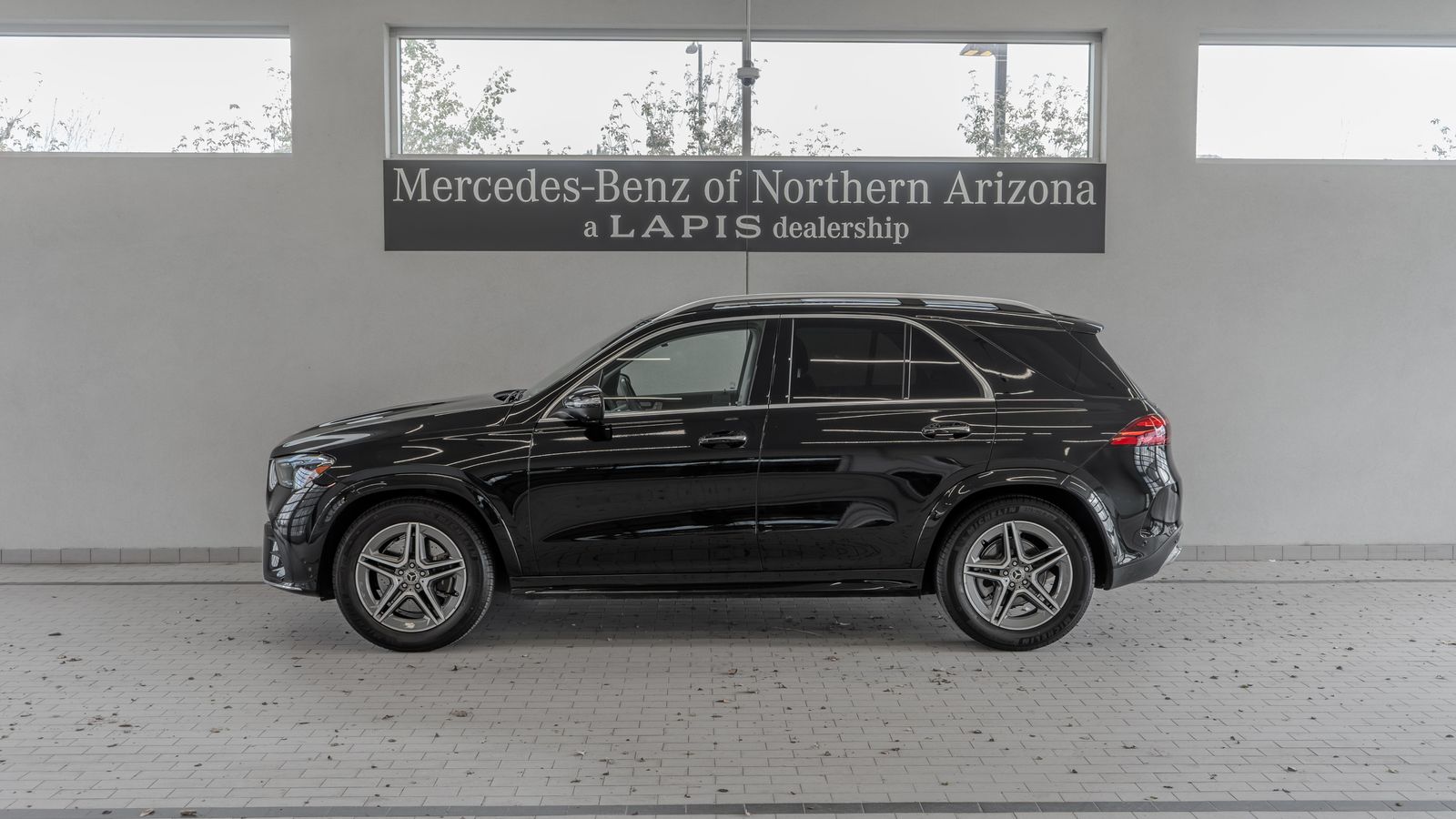 2025 Mercedes-Benz GLE GLE 450 — foto completa 2 de 34